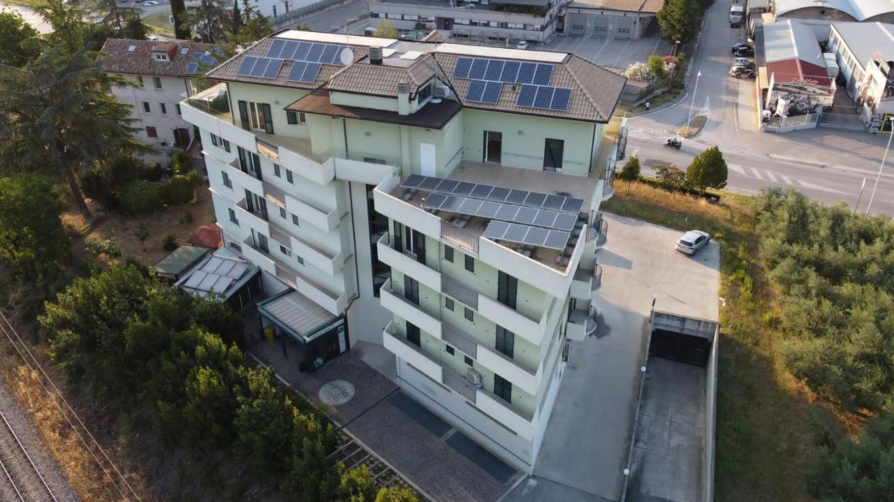 Hotel Clodi أسكولي بيتشينو المظهر الخارجي الصورة